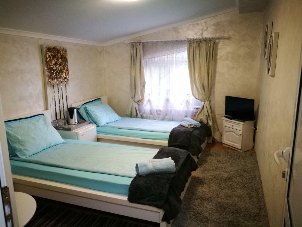 Hotel Paradise ソフィア エクステリア 写真